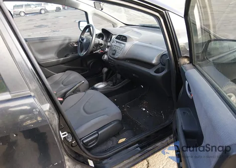 2009 Honda Fit z USA, uszkodzony, nr VIN JHMGE882X9S061392